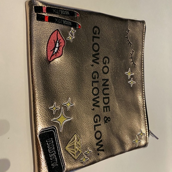 Gold and Rose Gold Makeup Bags/Travel Bundle- Sephora, Nudestix & Shishedo - Picture 4 of 4